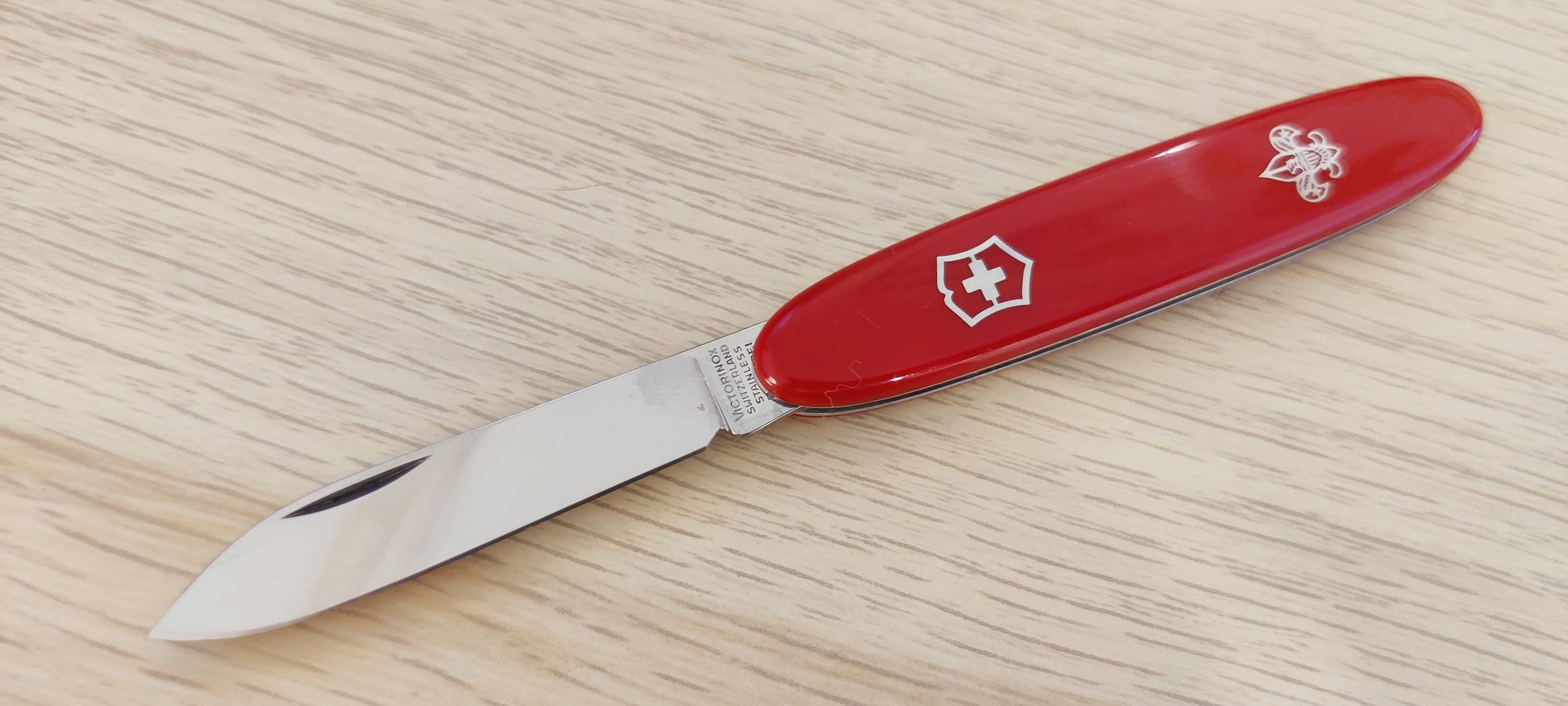 Victorinox Swiss Army Sentry BSA avec incrustation métallique