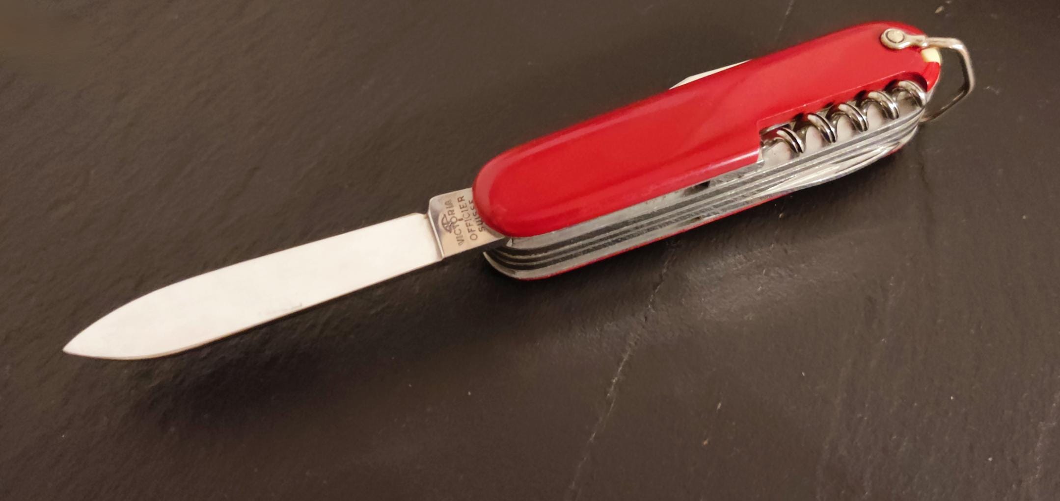 Victorinox Swiss Army Deluxe Angler Fishermesser Model 236f Victoria 1963-1966