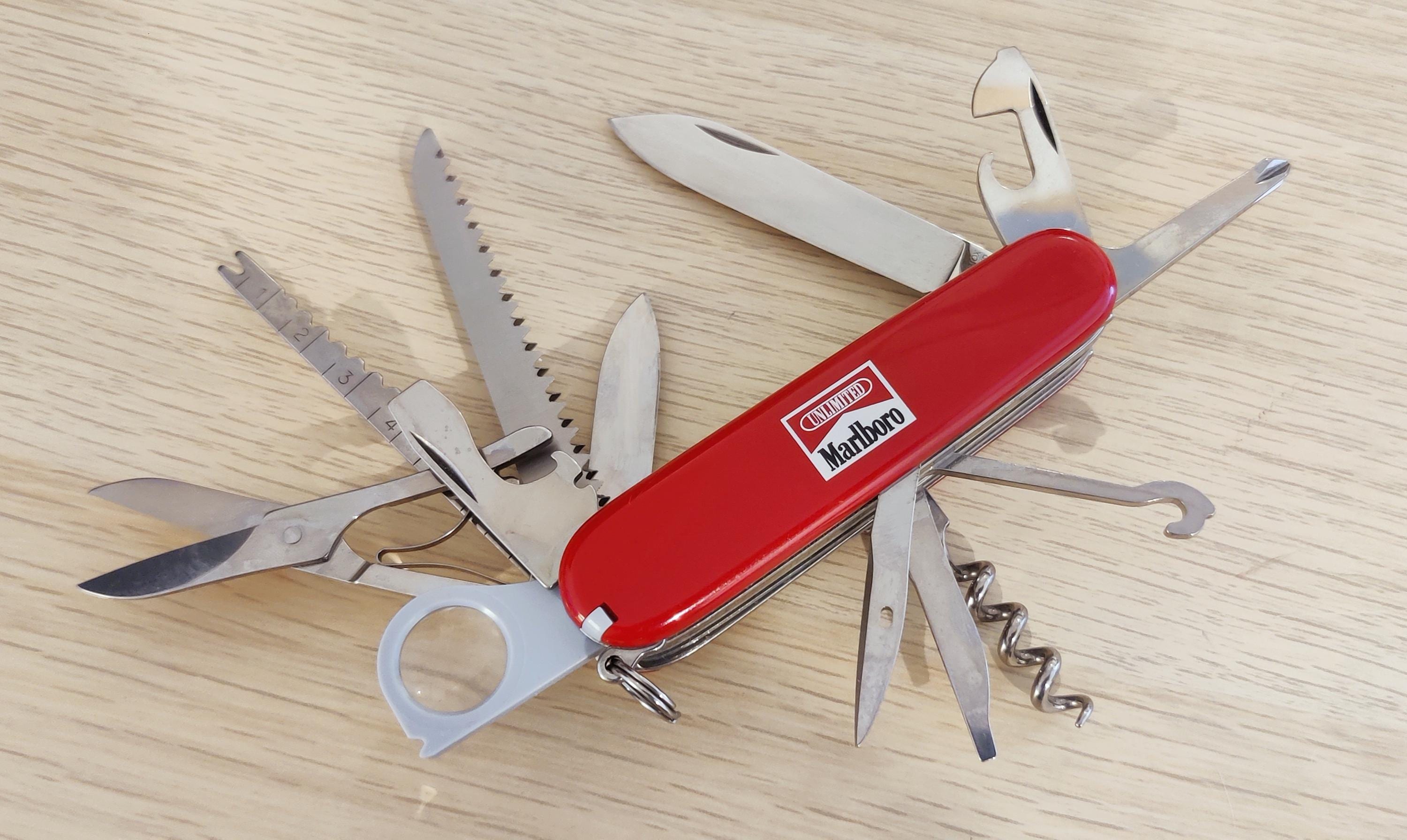 Victorinox Swiss Army Outdoorsman Marlboro Unlimited 1991-1992
