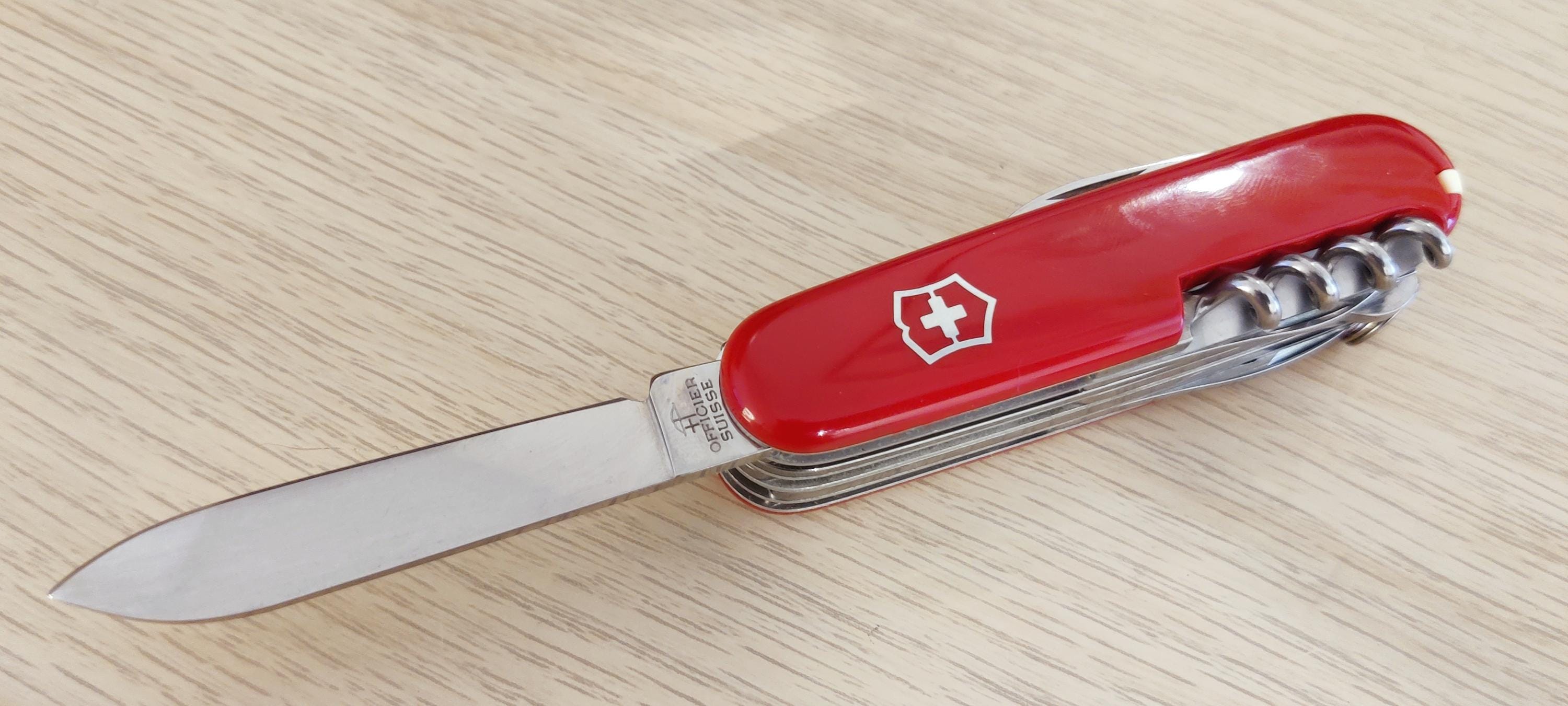 Victorinox Swiss Army Outdoorsman Marlboro Unlimited 1991-1992