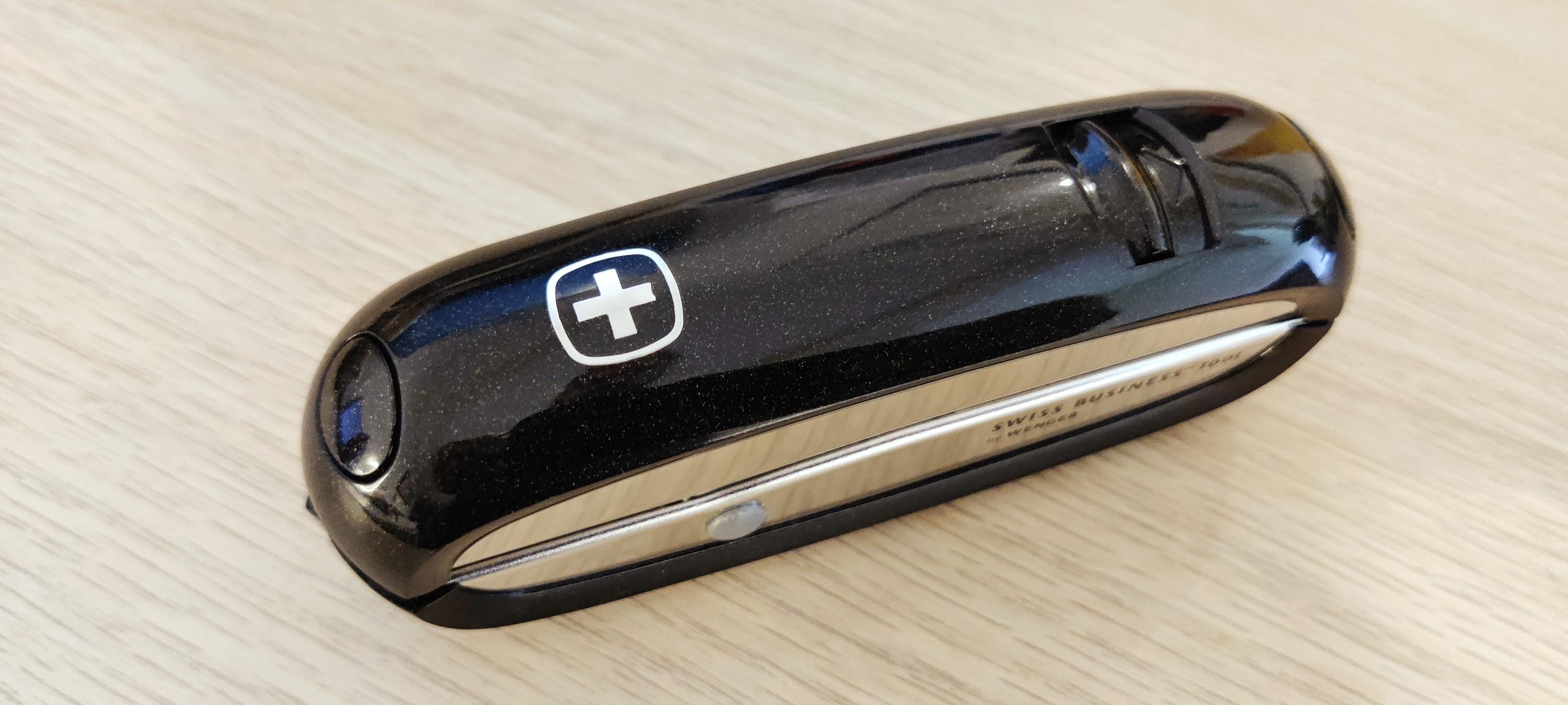 Wenger Swiss Army Business tool 45