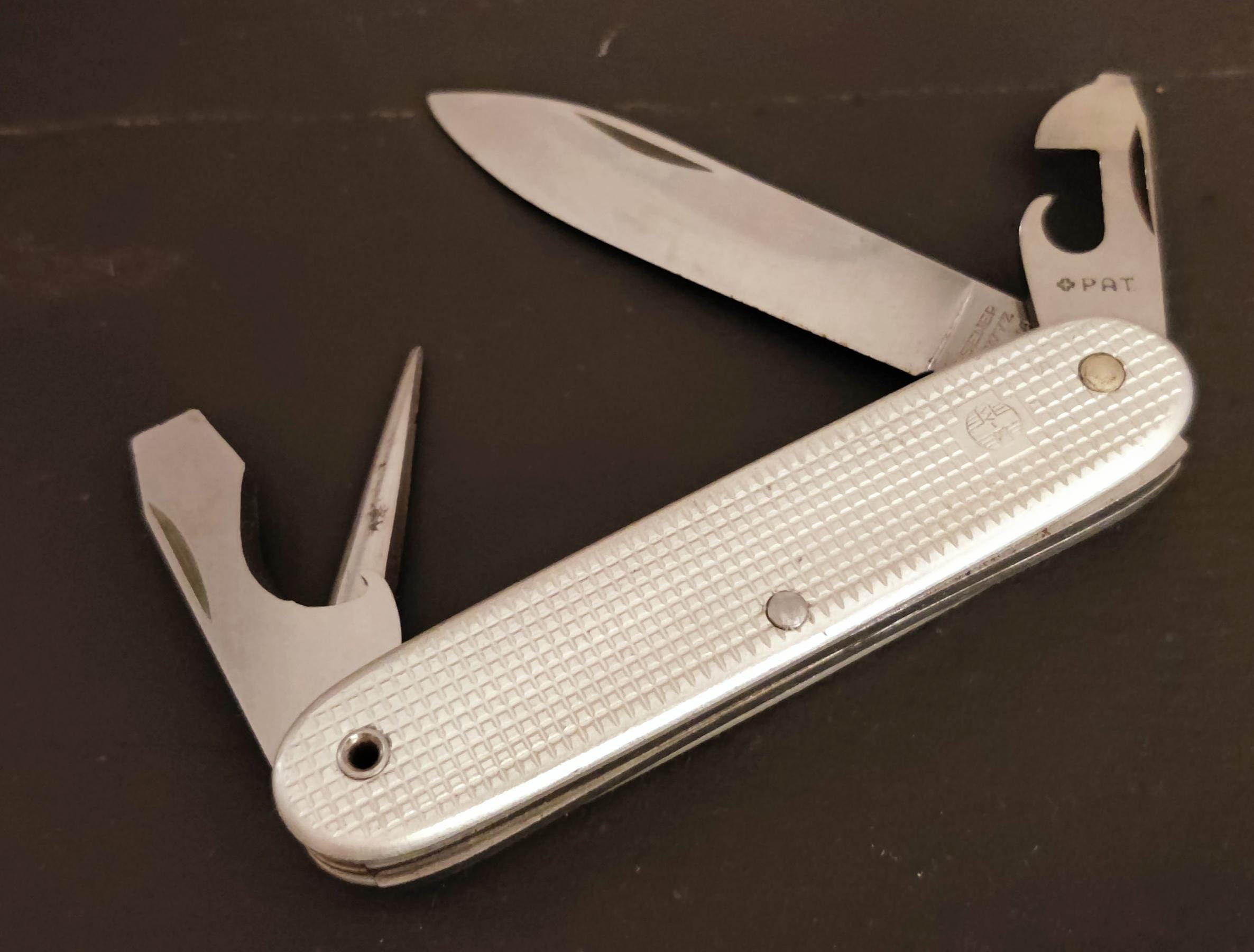 Victorinox Swiss Army Alox soldado 1971 Elsener Victoria