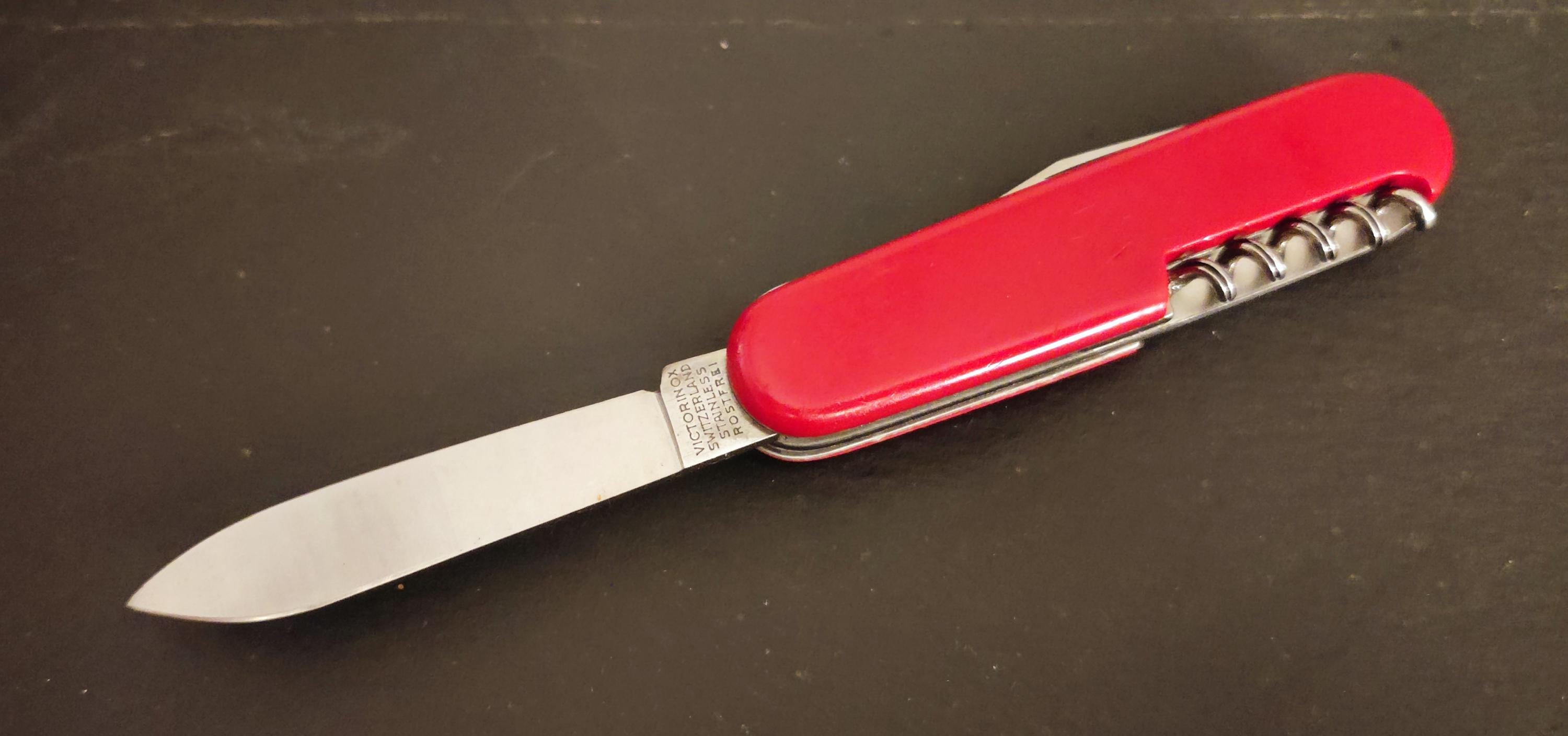 Victorinox Swiss Army Camper model 237 Elinox 1957-1961