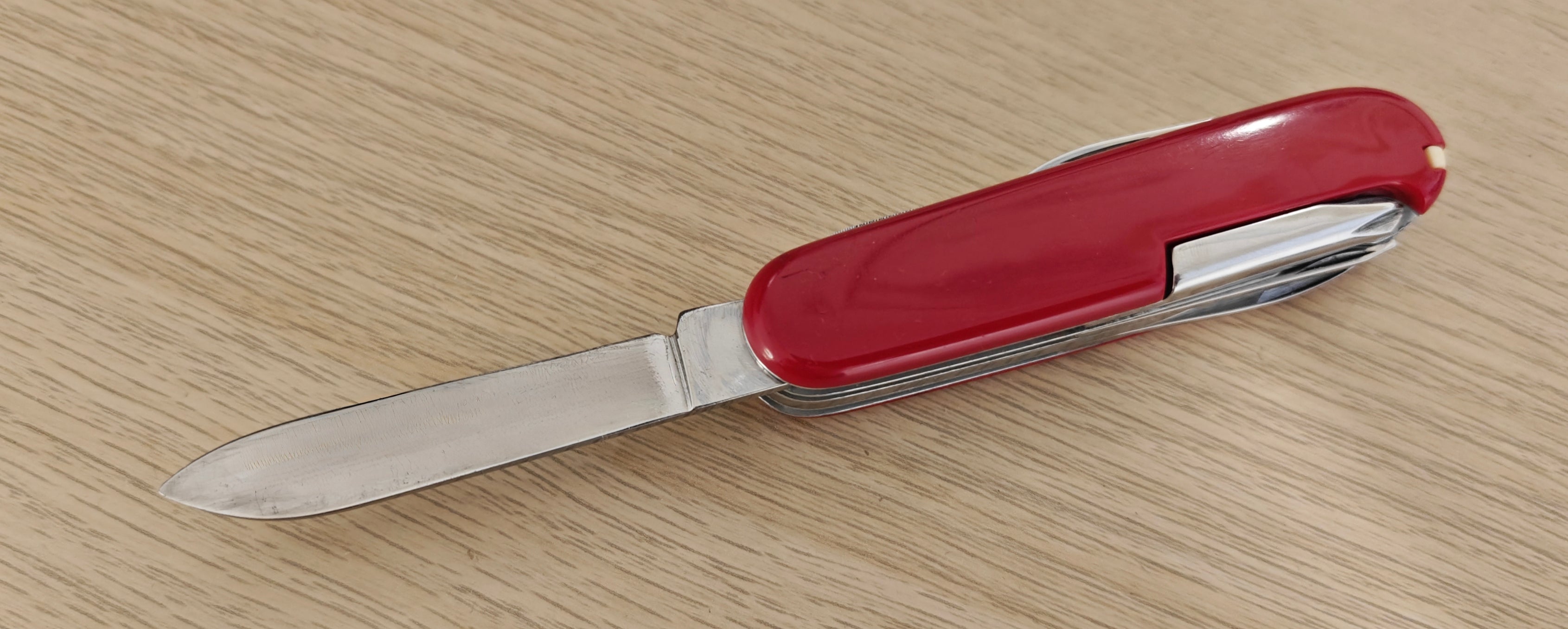 Victorinox Swiss Army Grand Prix 1973-1976 Aluminum Tweezers