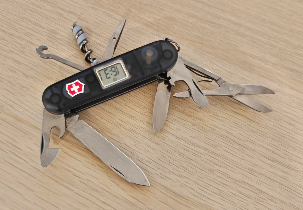 Victorinox Swiss Army Voyager Black Leysin American School
