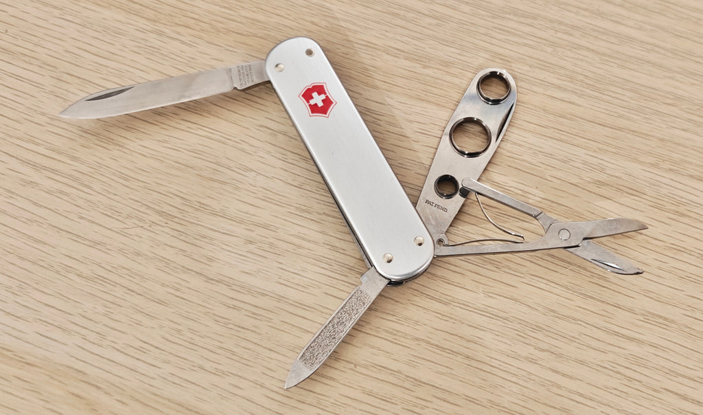 Victorinox Swiss Army Knife Cigar Cutter Alox 84mm Silver rare