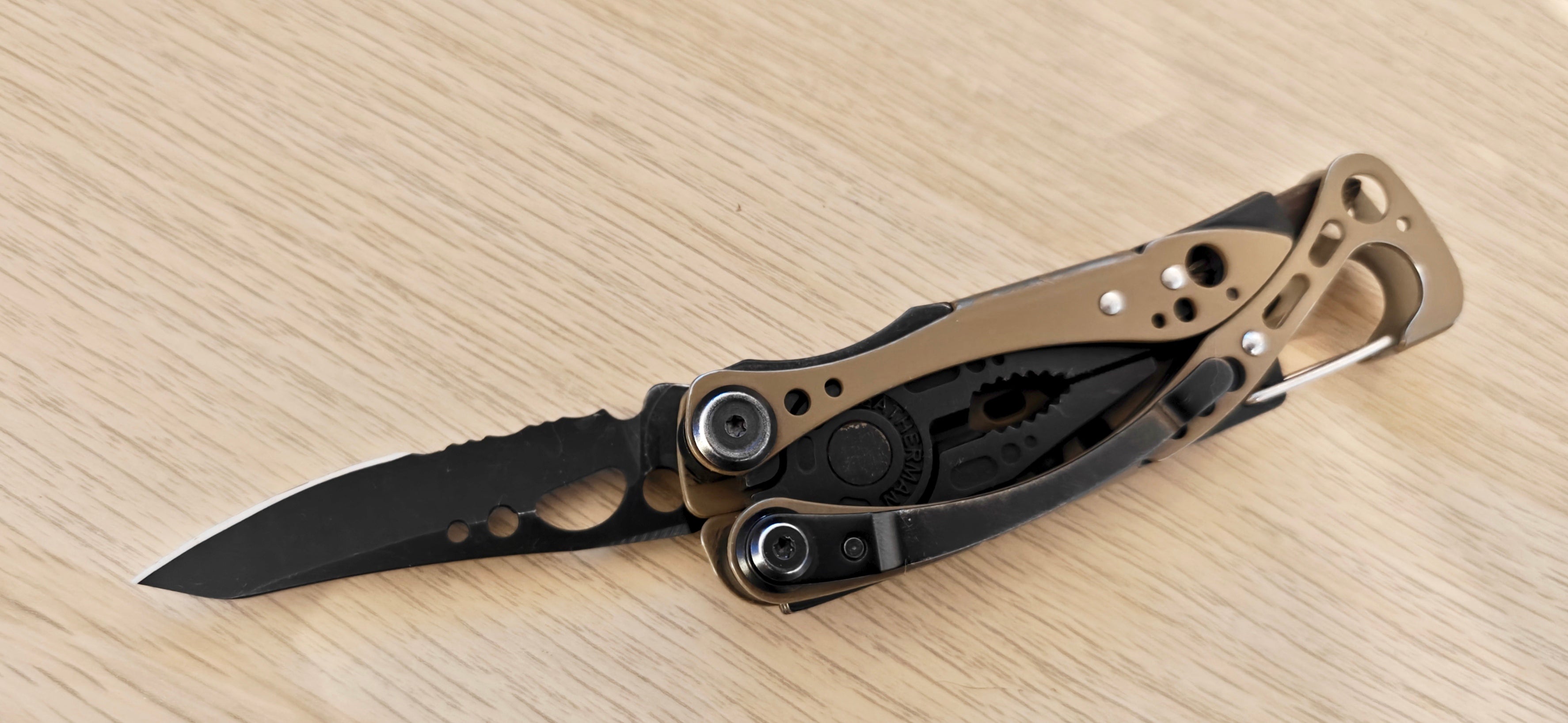 Leatherman Skeletool Coyote Tan