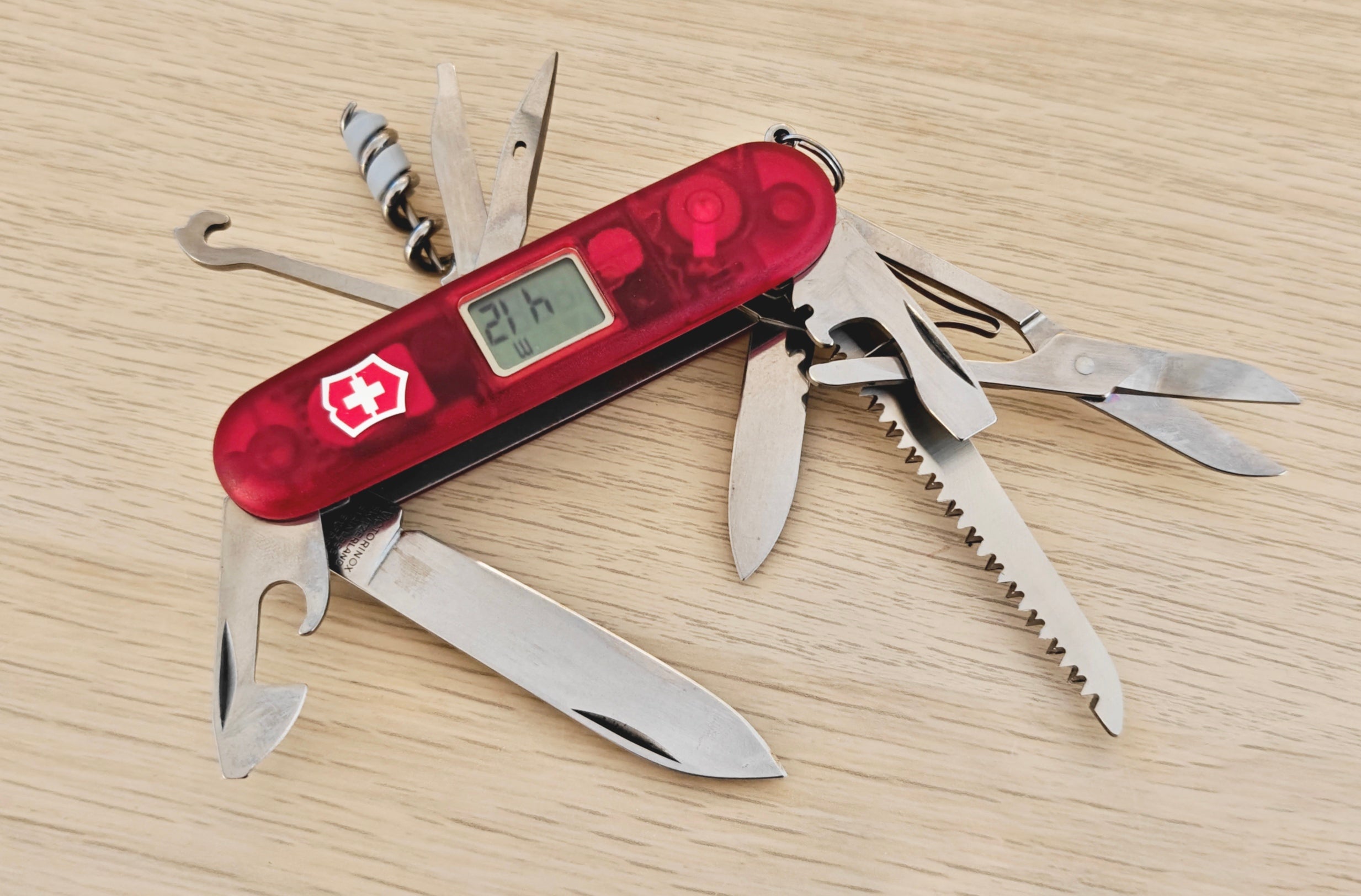Set de expedición con altímetro Victorinox Swiss Army