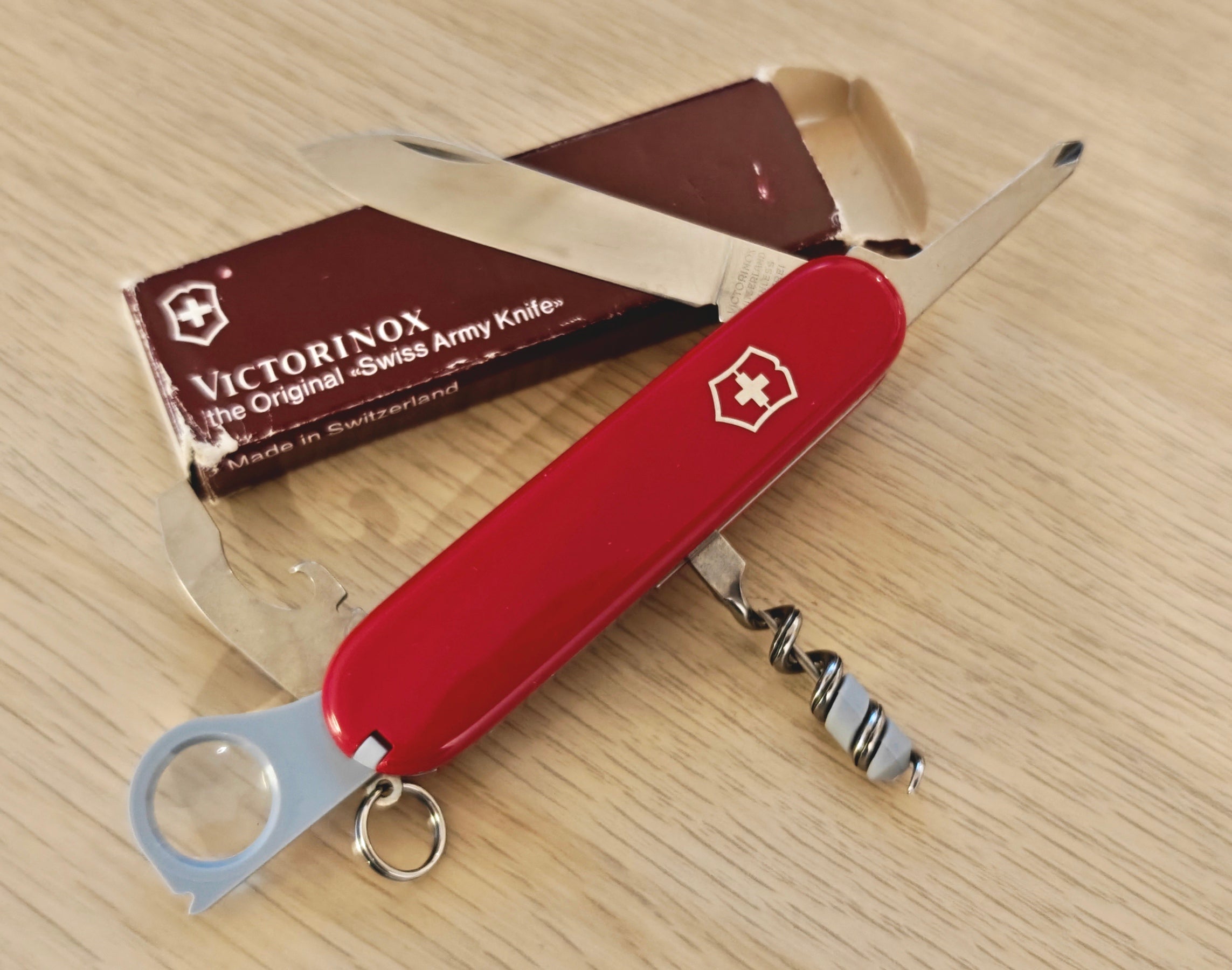 Victorinox Swiss Army Scientist 1986 NIB