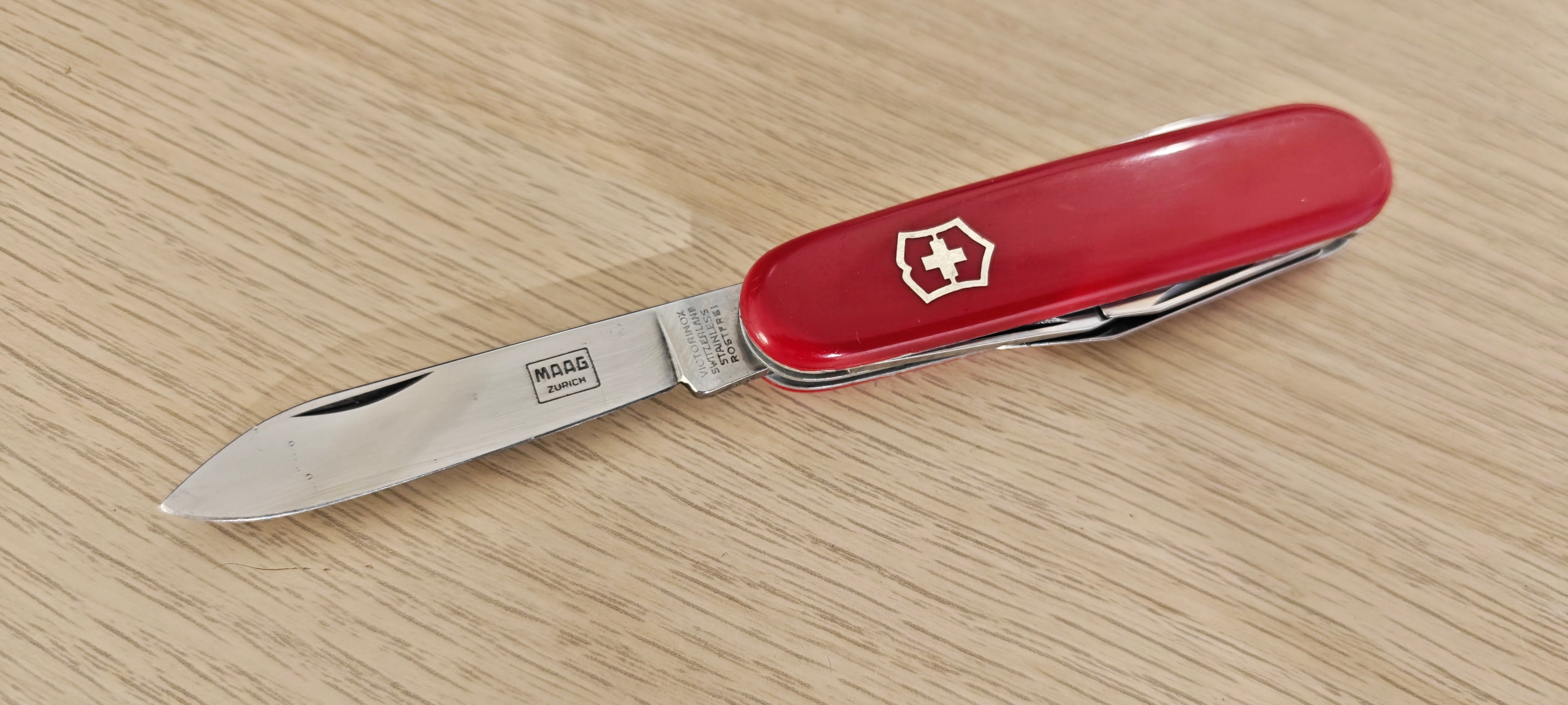 Victorinox Swiss Army Tourist Victoria 1961-1971 Maag Zurich