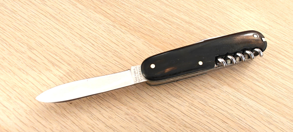 Victorinox Swiss Army Knife Huntsman Woodsman Horn 236a Armée Suisse 1946-1949