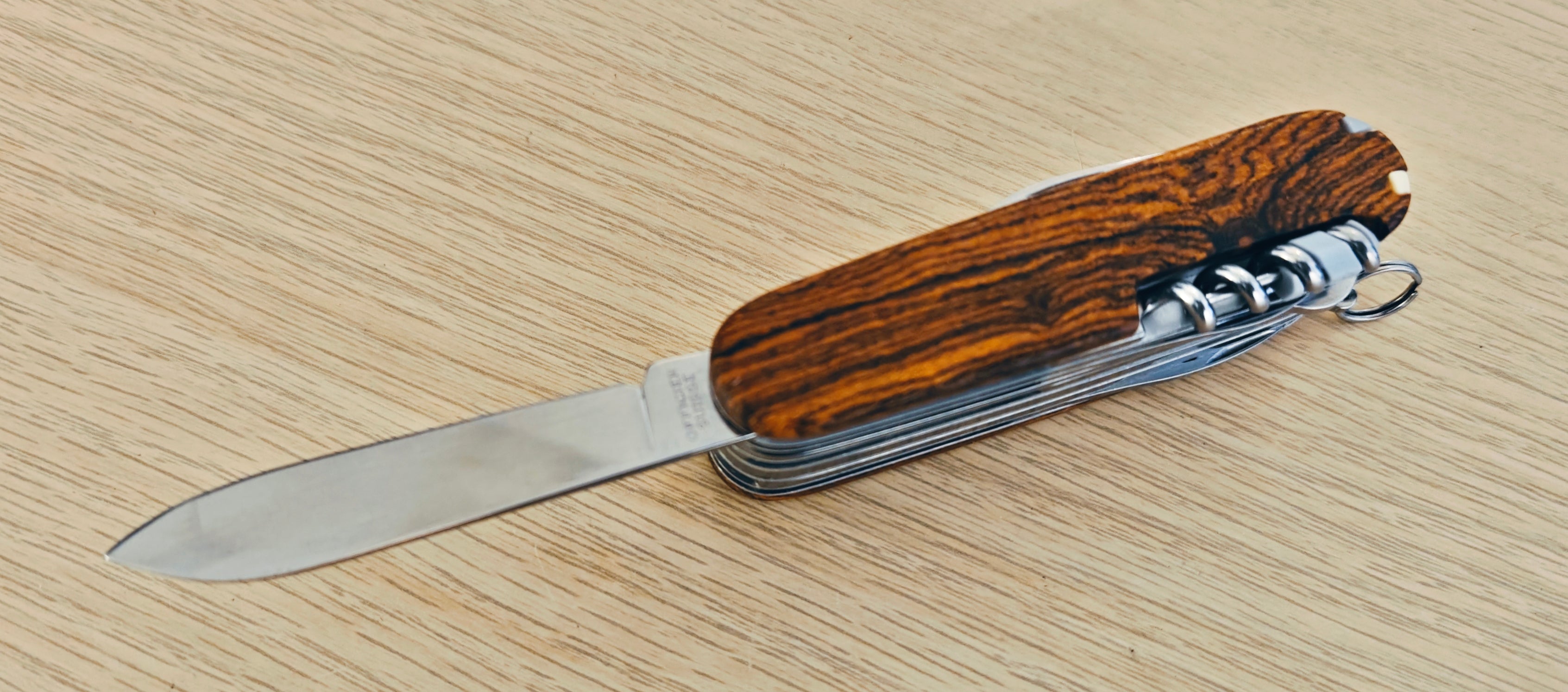 Victorinox Swiss Army Swisschamp Sandal Wood