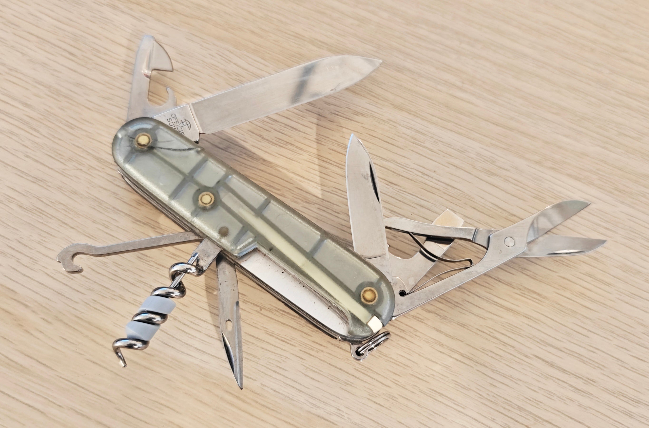 Victorinox Swiss Army Knife Altimeter Rega + Pouch