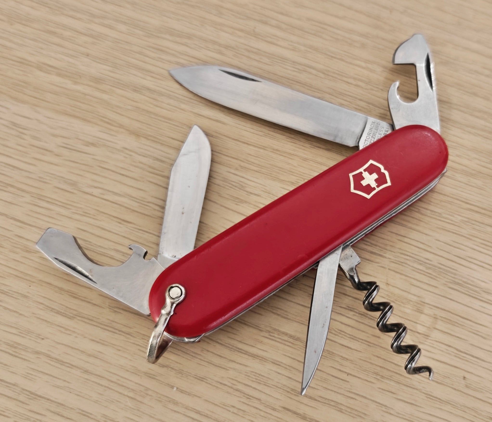 Victorinox Swiss Army Standard Victoria 1971 Bail