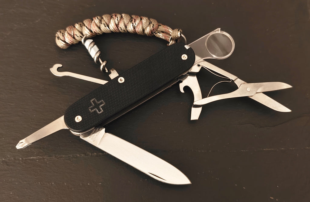 Victorinox Swiss Army Knife Custom Yeoman G10 Scales