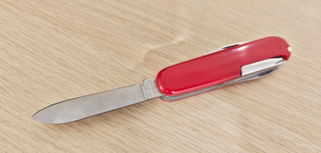 Couteau suisse Victorinox automobile Ford T Victoria 1973 rare