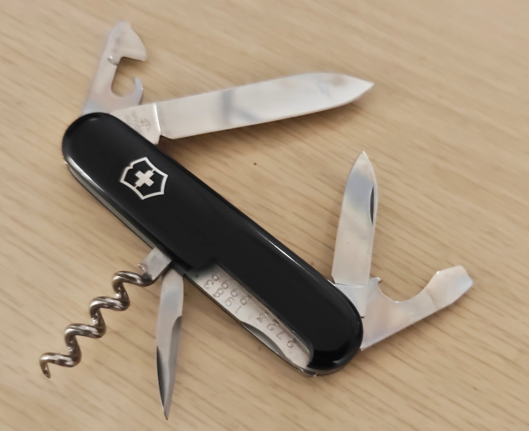 Victorinox Swiss Army Knife Standard Battle Series Morgarten 1315