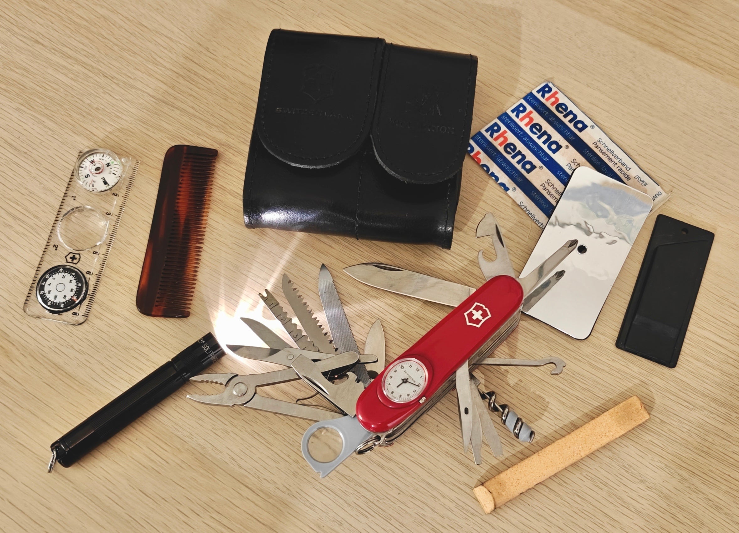 Victorinox Swiss Army Supertimer 1.8816 Large SOS kit 1996