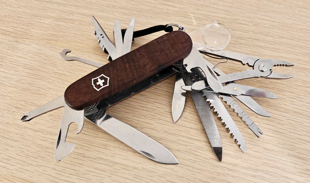 Victorinox Swiss Army Knife Swisschamp Walnut Wood