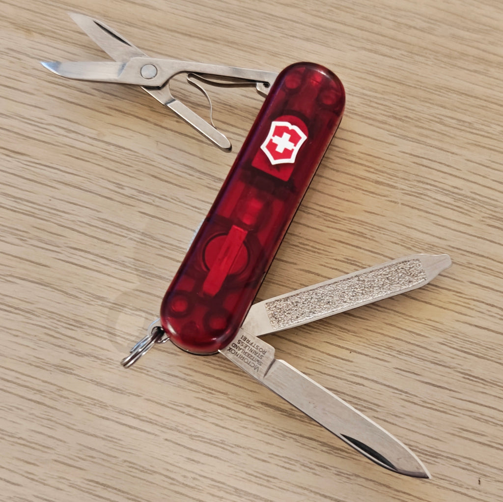 Victorinox Swiss Army Signature lite Ruby