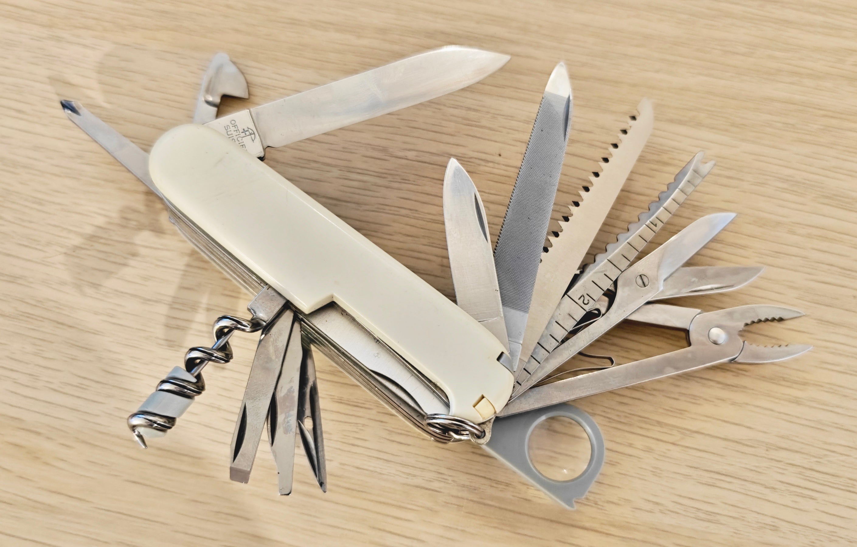 Victorinox Swiss Army Swisschamp White 1986 first generation