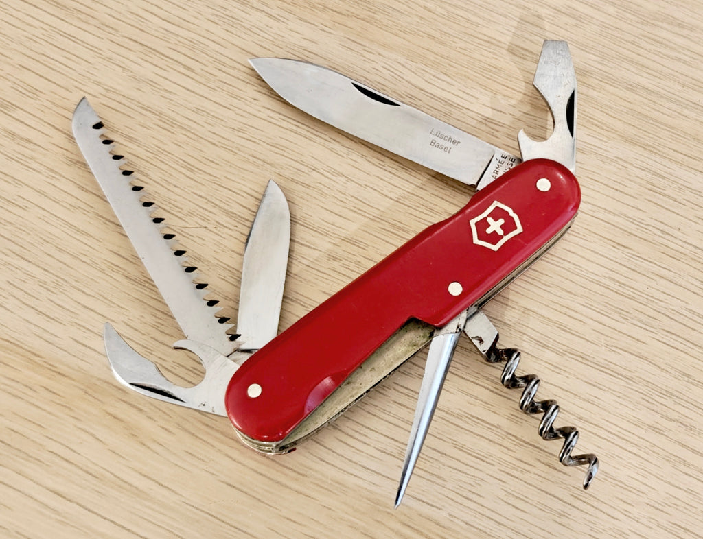 Couteau suisse Victorinox Camper 237 Victoria 1946-1951 Bâle