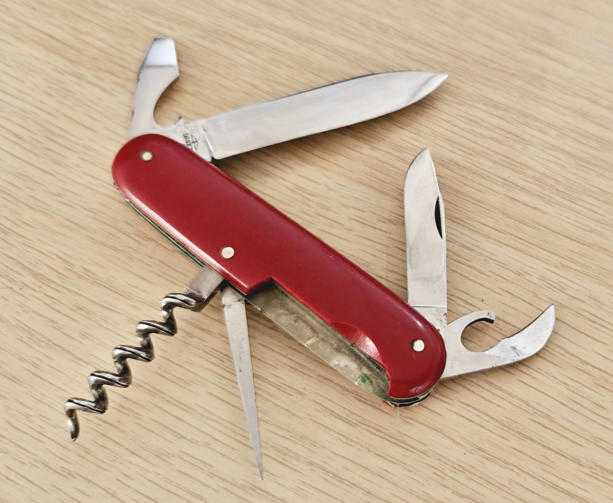 Victorinox Swiss Army Standard model 234 Inoxyd Armée Suisse 1946-1951