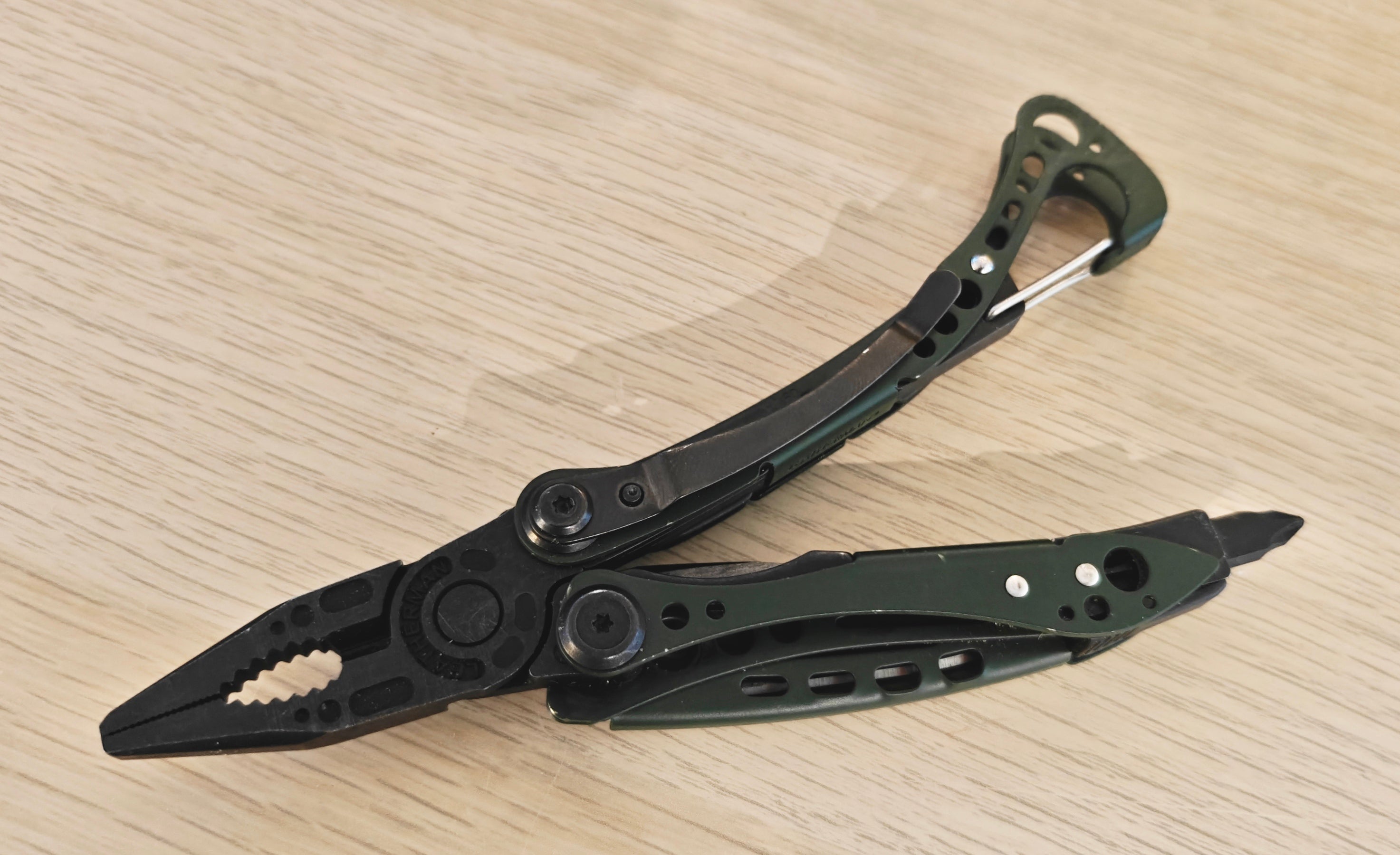 Leatherman Skeletool CX Vert olive