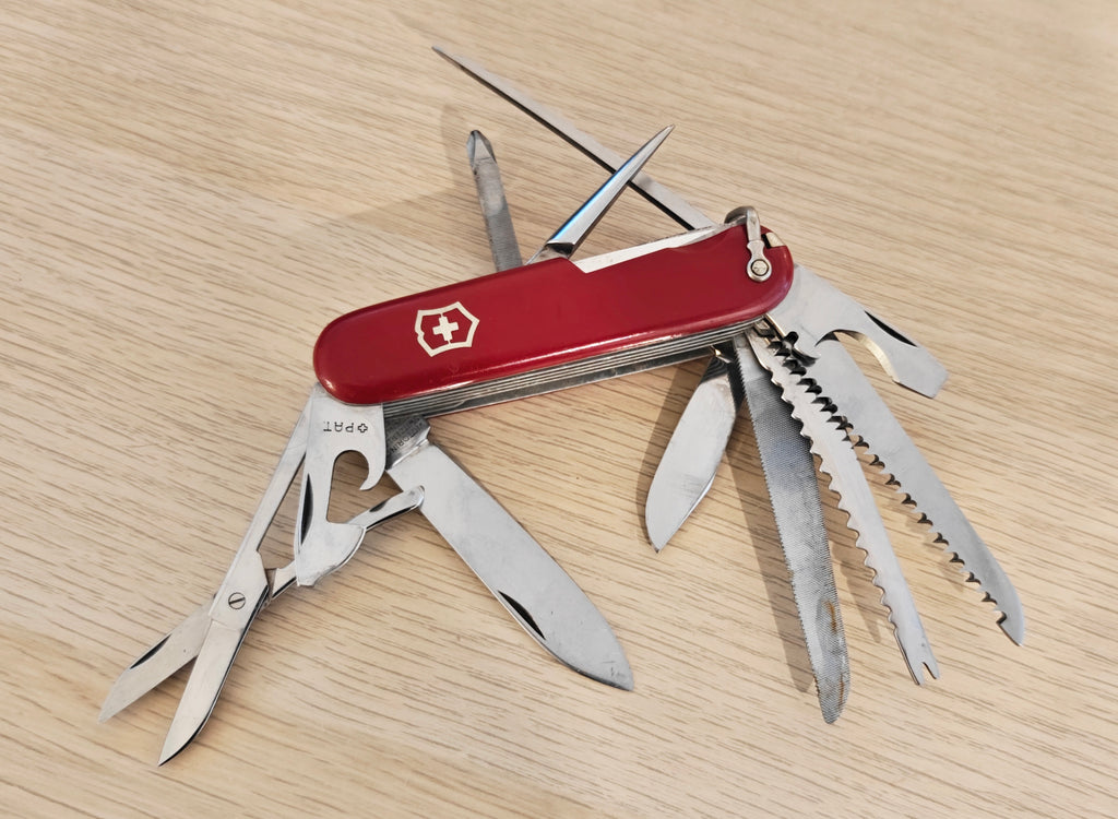 Victorinox Swiss Army Knife Champion B Victoria 1957-1961 Bail