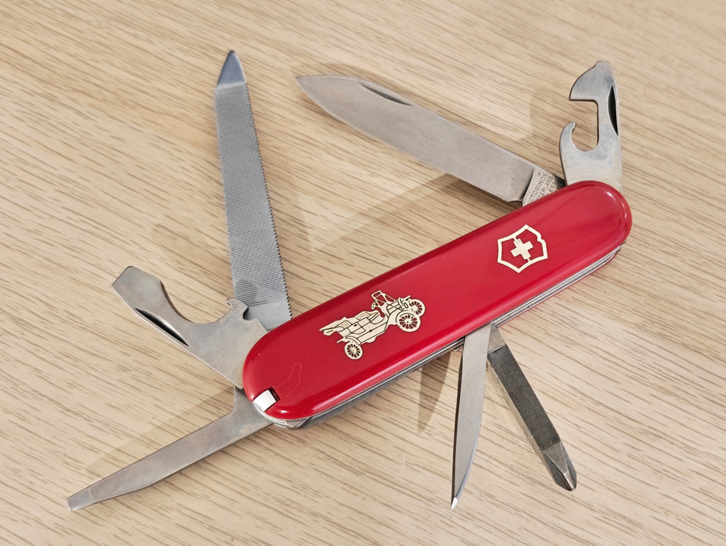 Couteau suisse Victorinox automobile Ford T Victoria 1973 rare