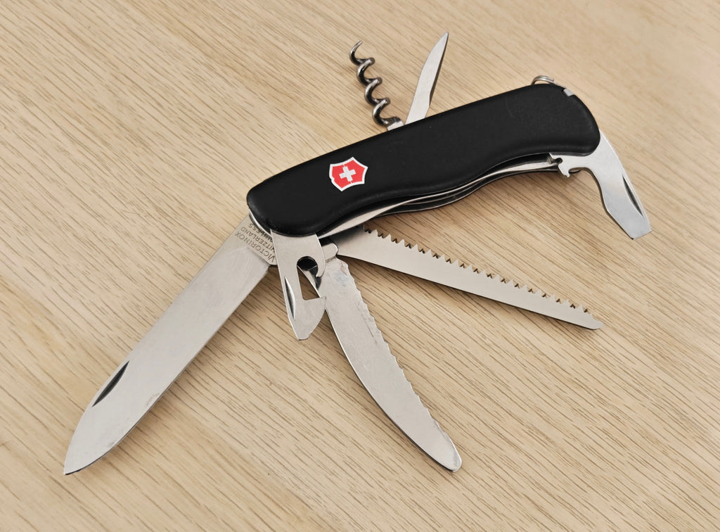 Victorinox Navaja Suiza Bombero con bloqueo de liner