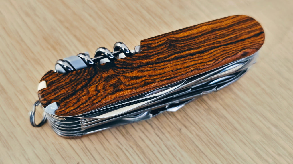 Victorinox Swiss Army Swisschamp Sandal Wood