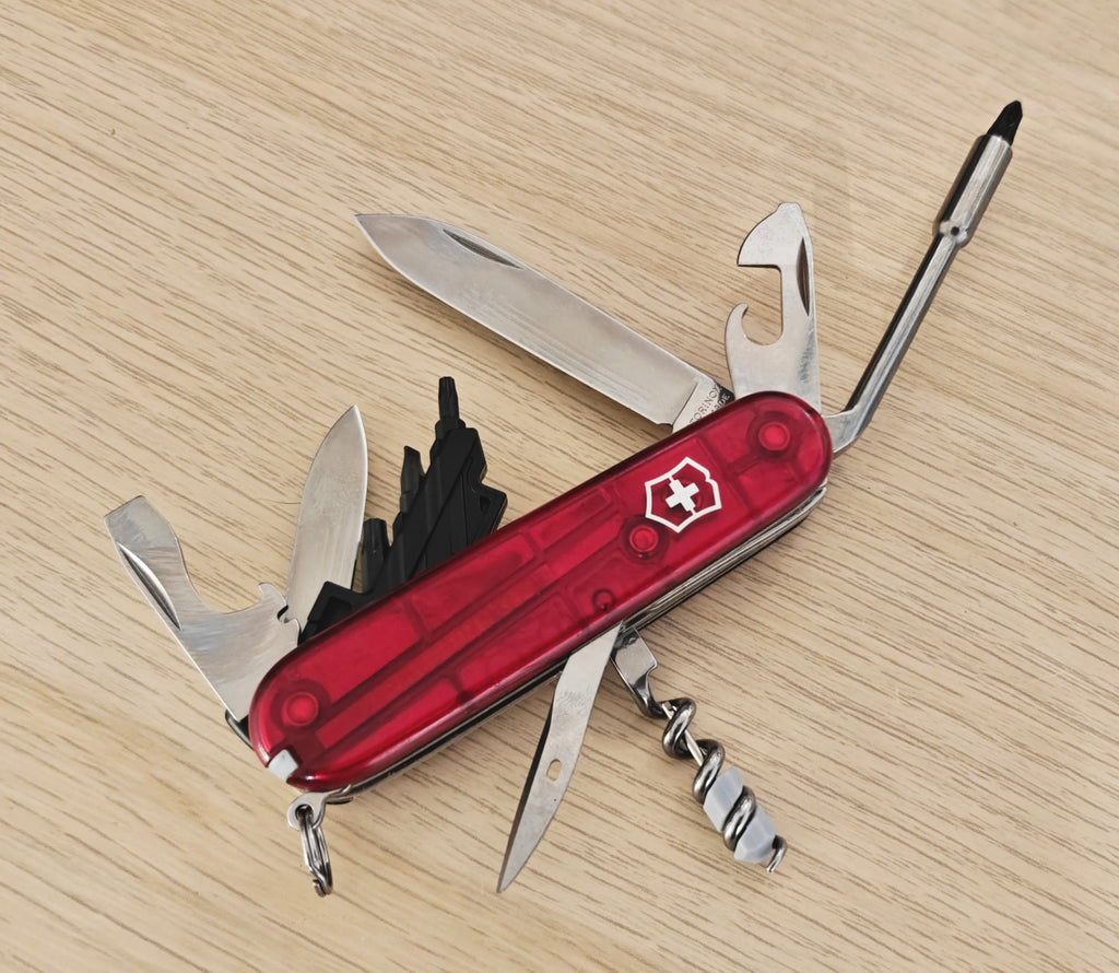 Victorinox Swiss Army Cybertool S Ruby Windows 8