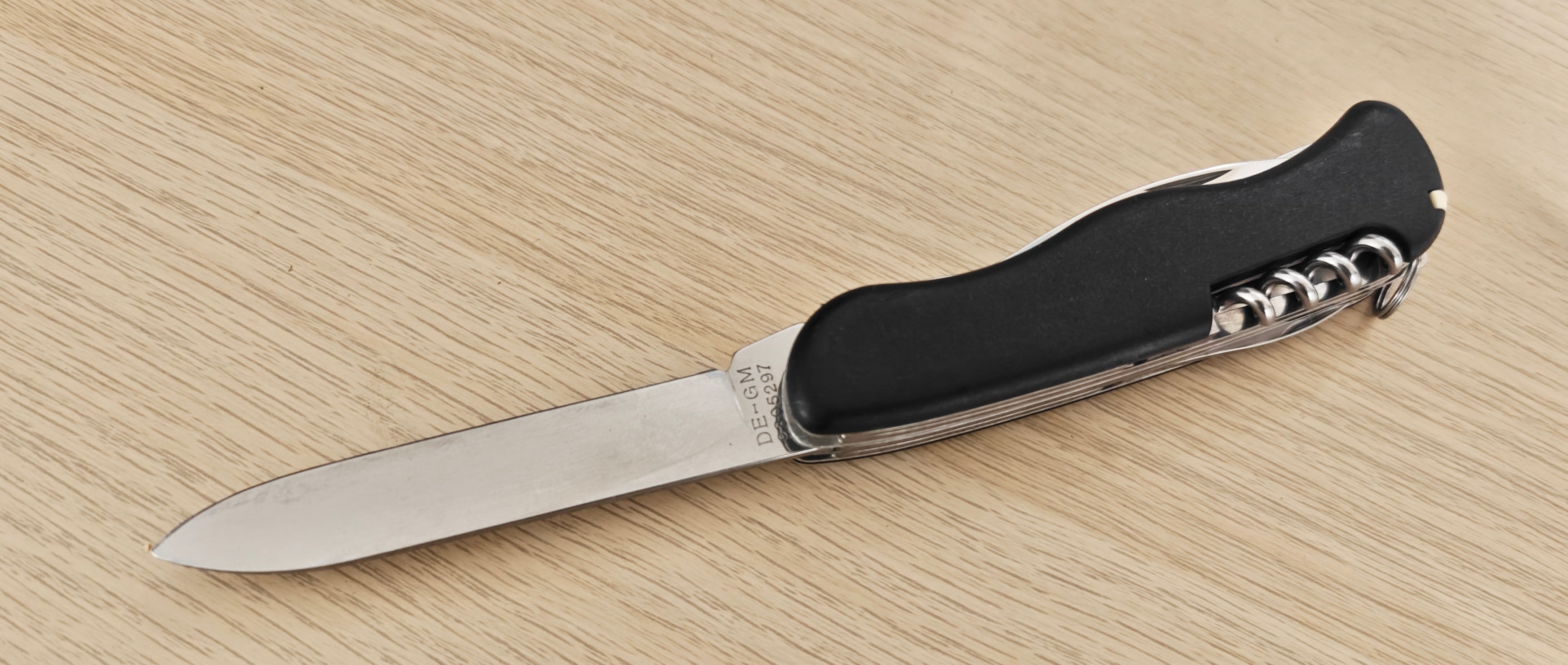 Victorinox Swiss Army Knife Fireman liner lock