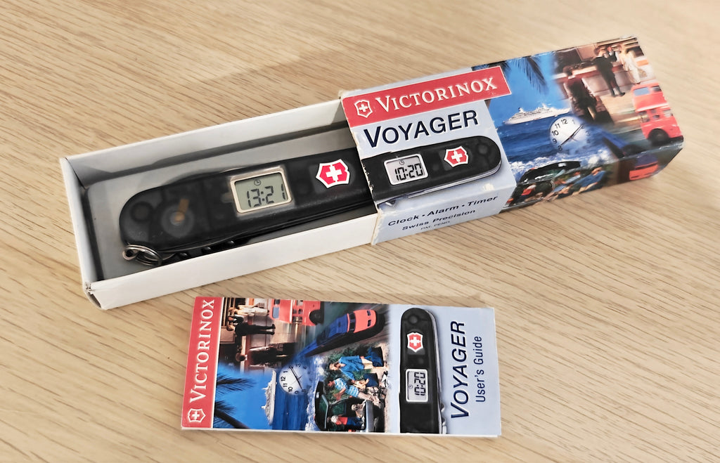 Victorinox Swiss Army Voyager Black Leysin American School with box