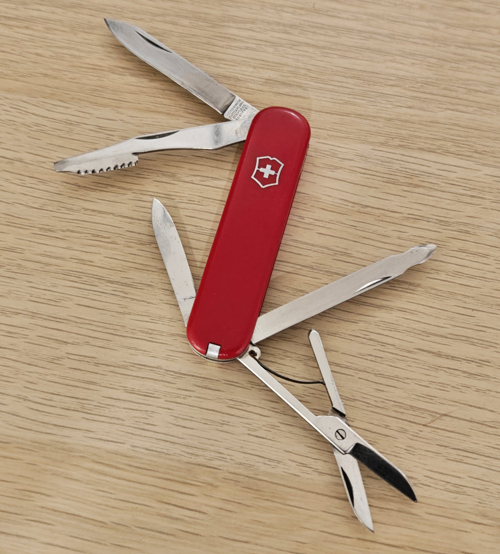 Victorinox Swiss Army Executive 74mm Victoria 1973