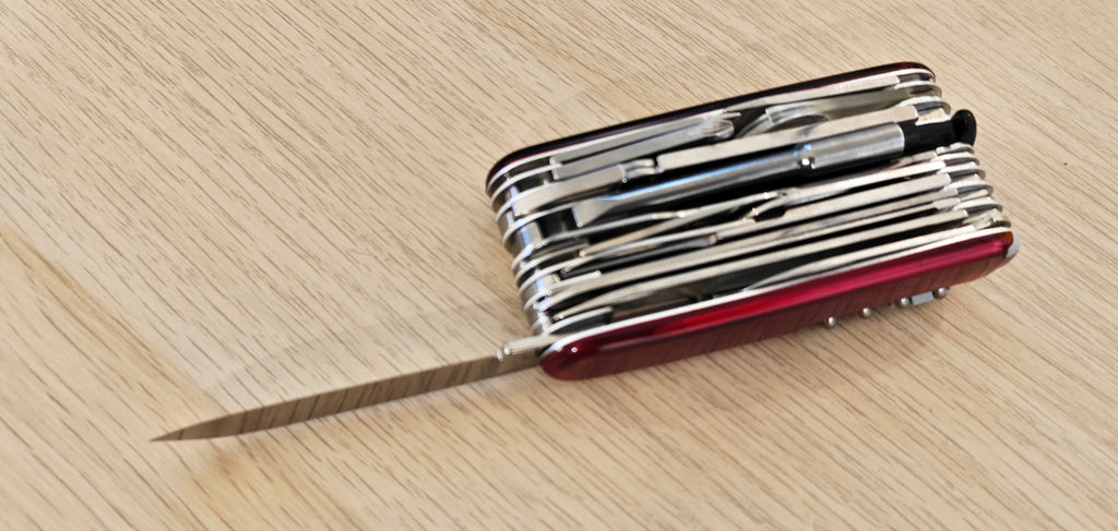 Victorinox Swiss Army Knife Swisschamp XLT NIB