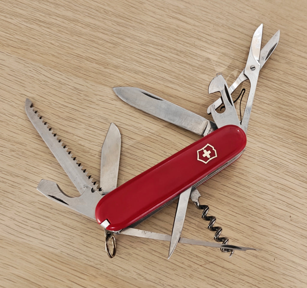 Victorinox Swiss Army Huntsman Victoria LNF 236U 1971-1973