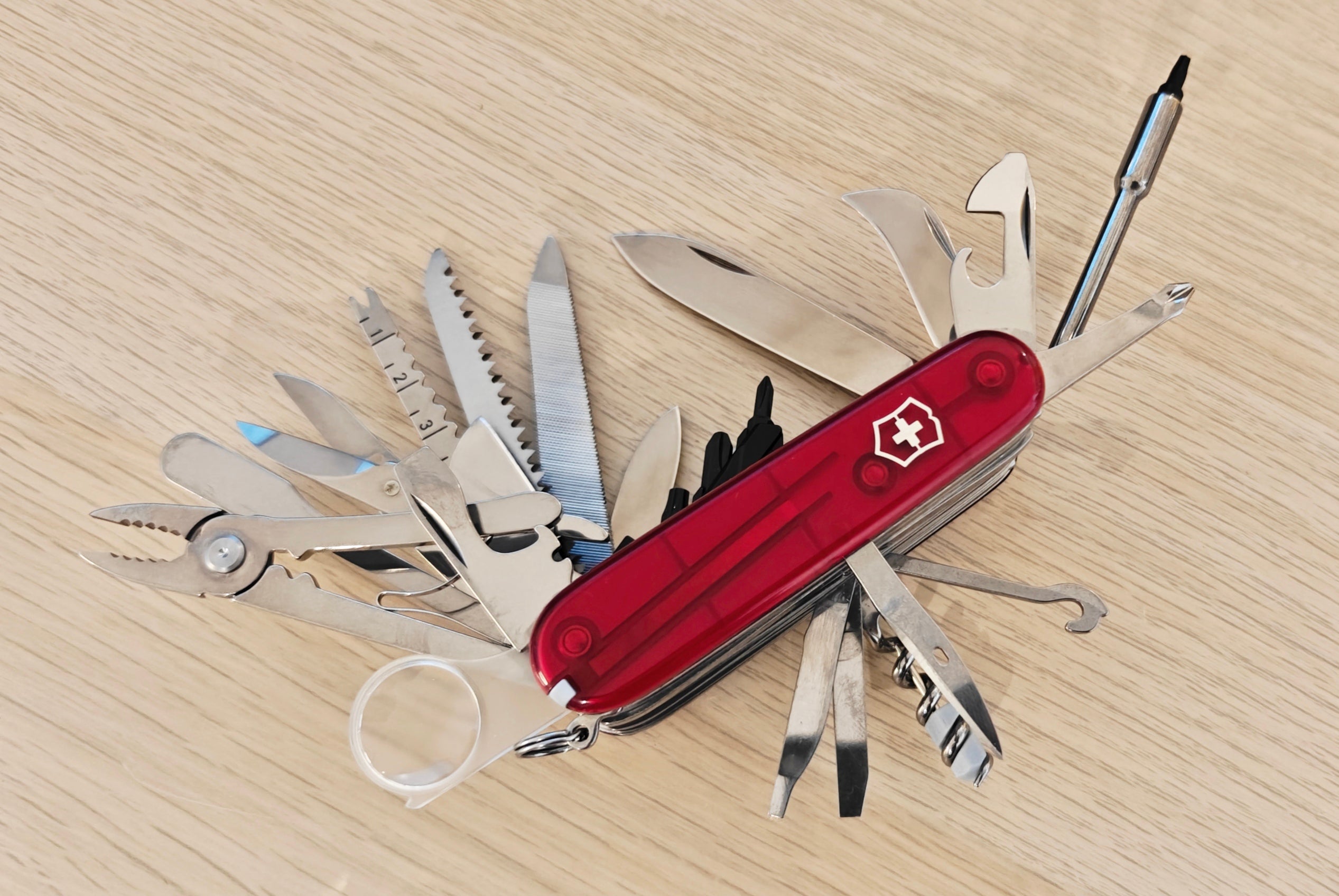 Victorinox Swiss Army Knife Swisschamp XLT NIB
