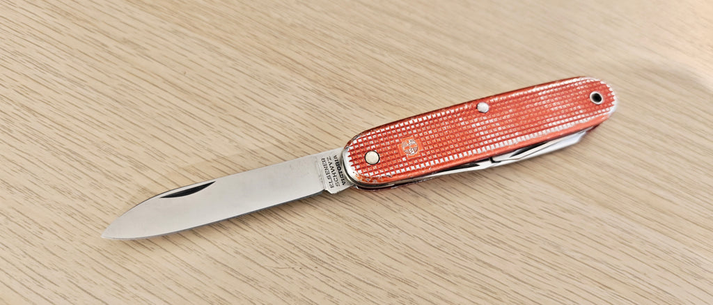 Victorinox Swiss Army Knife Soldier 1965 Elsener Victoria Red