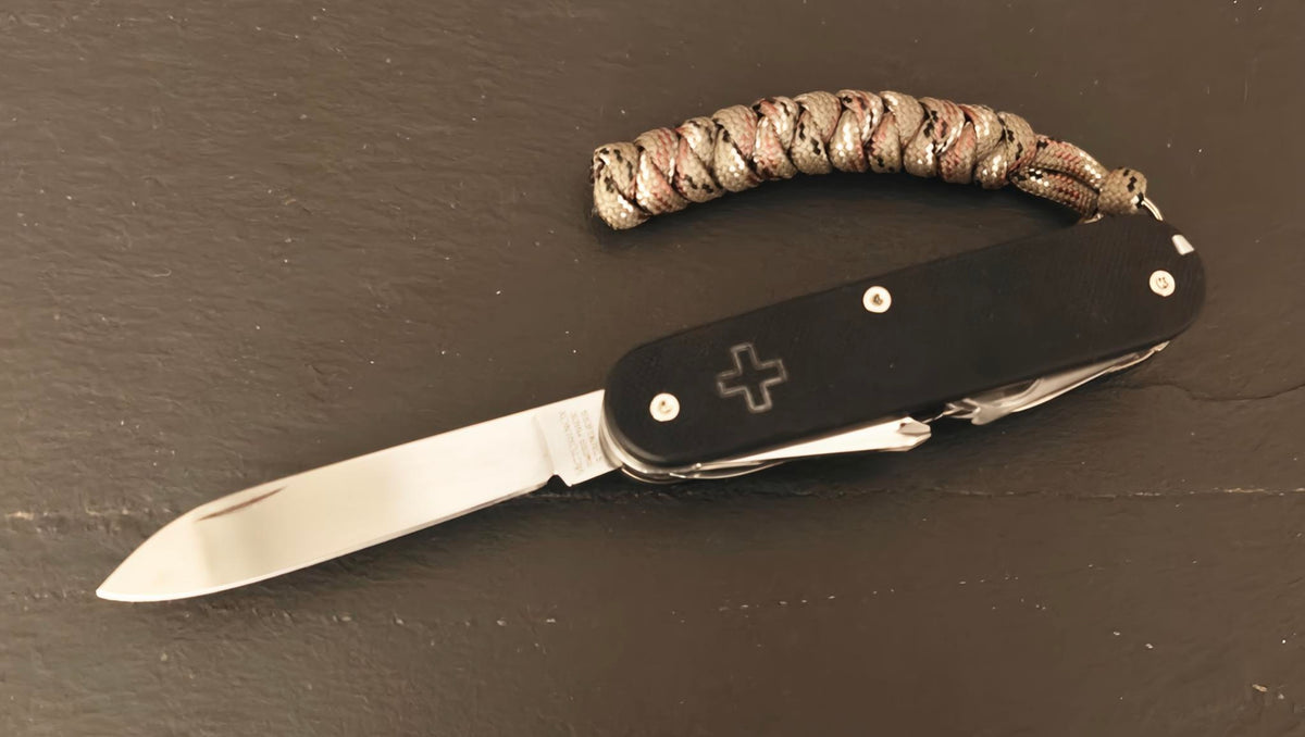 Victorinox Swiss Army Knife Custom Yeoman G10 Scales