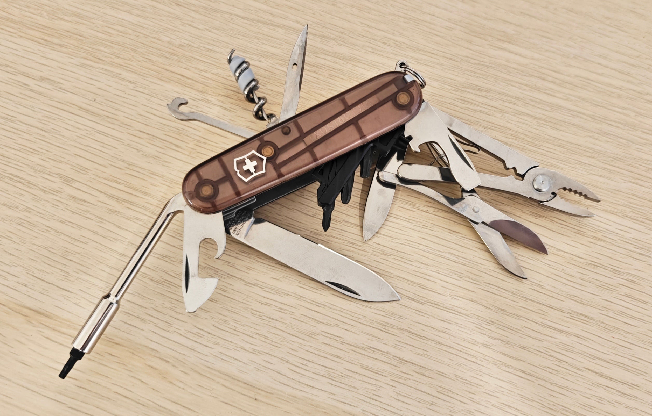 Victorinox Swiss Army Knife Cybertool 34 Onyx NIB