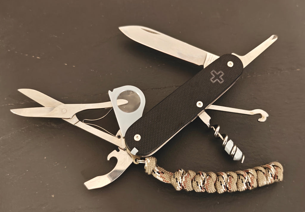 Victorinox Swiss Army Custom Yeoman G10 Scales