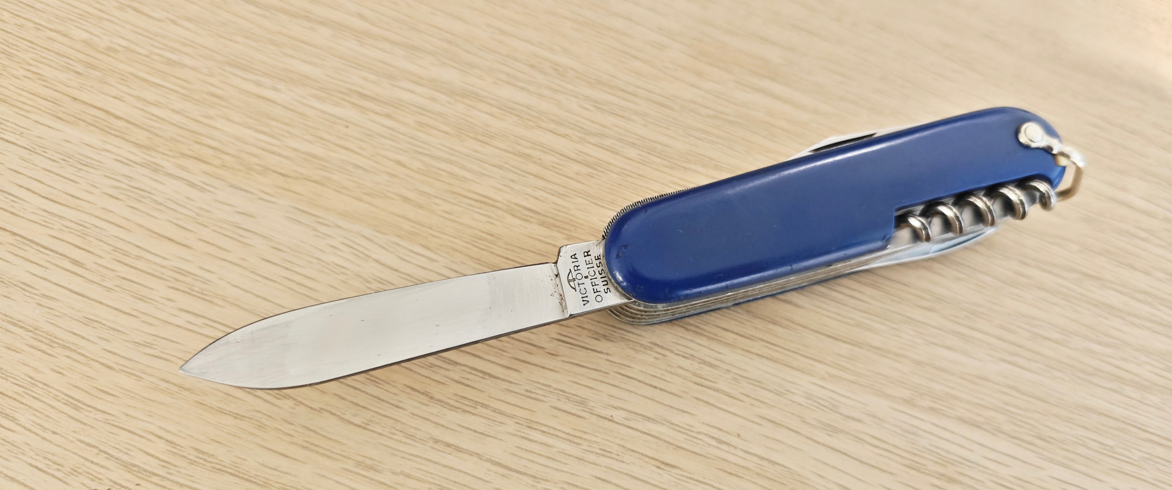 Victorinox Swiss Army Angler Fishermesser Model 235fm 1961-1968 Liestal