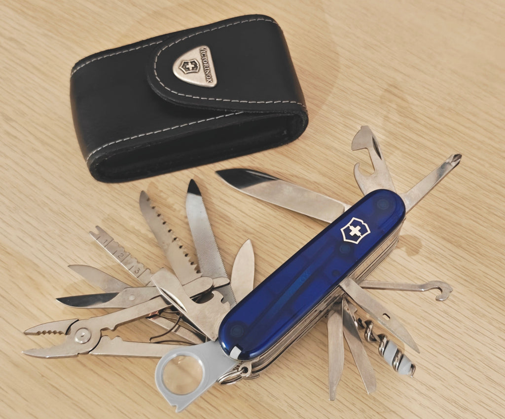 Victorinox Swiss Army Swisschamp Blue 1996-2005 leather pouch
