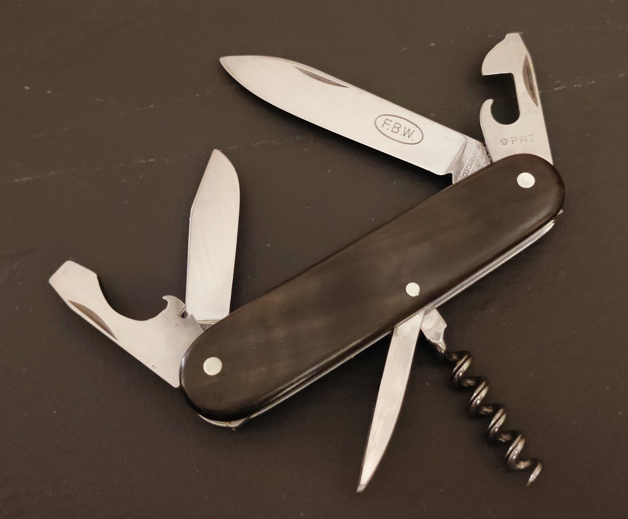 Escalas Victorinox Swiss Army Standard Modelo 234 Victoria Horn 1961-1971 FBW