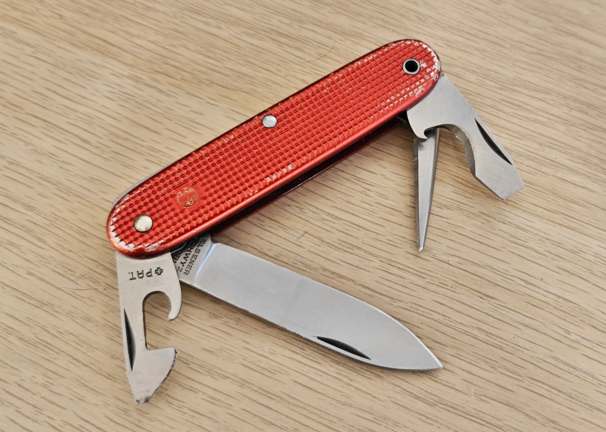 Victorinox Swiss Army Knife Soldier 1962 Elsener Victoria Red