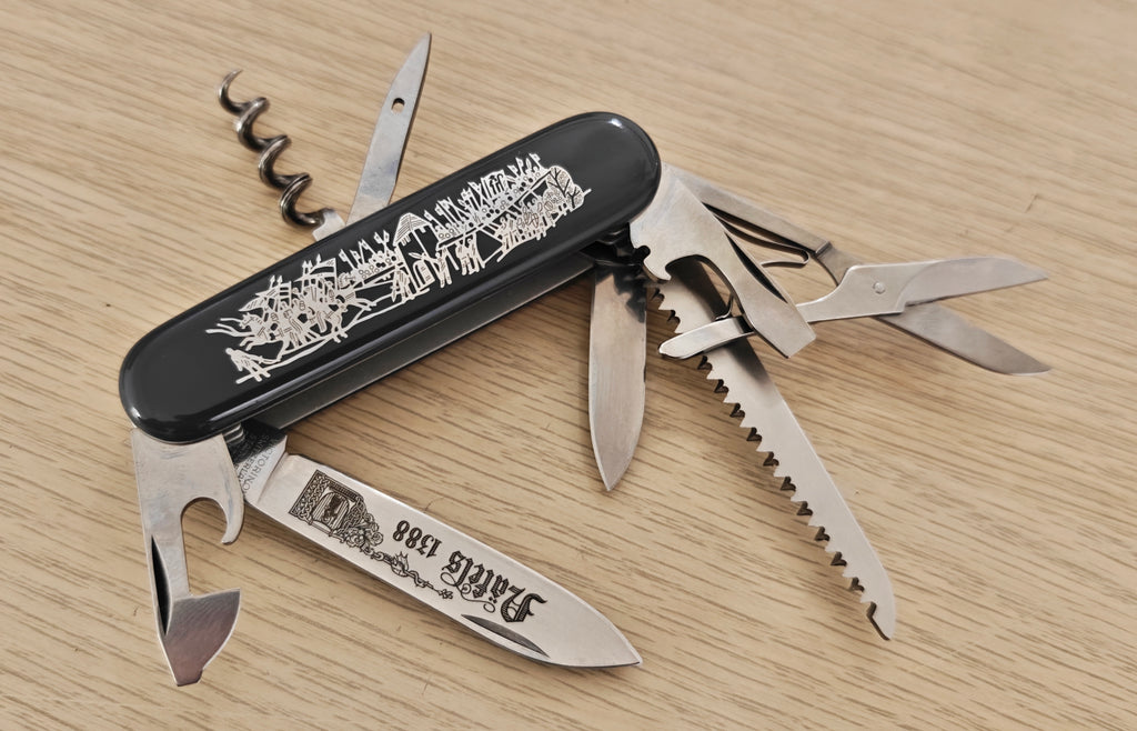 Victorinox Swiss Army Huntsman Battle Series Nafels 1388