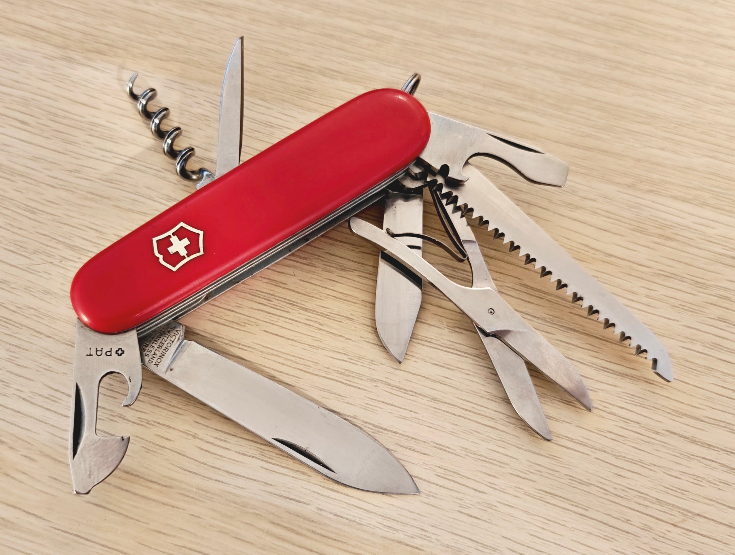 Victorinox Swiss Army Knife Woodsman Huntsman 236U Victoria 1968-1971