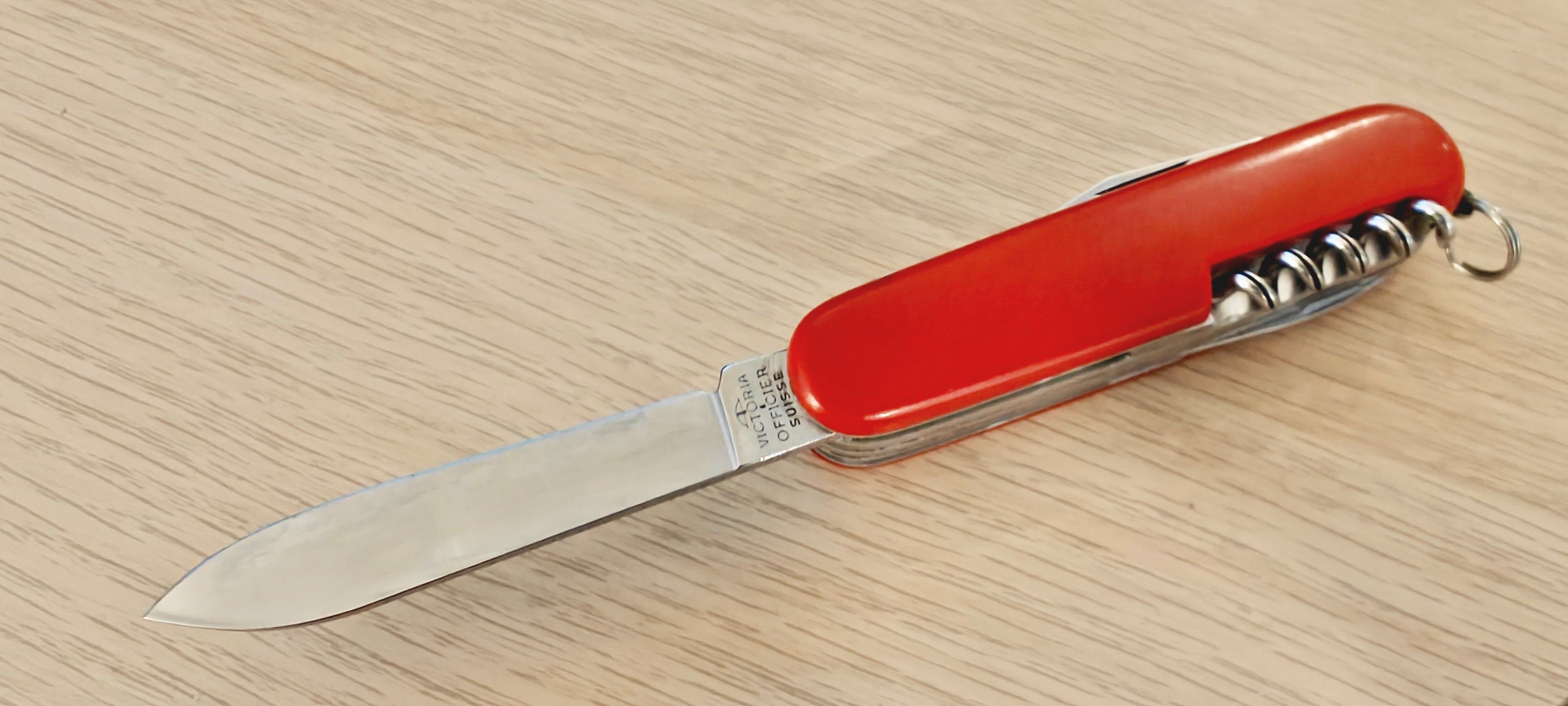 Victorinox Swiss Army Knife Woodsman Huntsman 236U Victoria 1968-1971